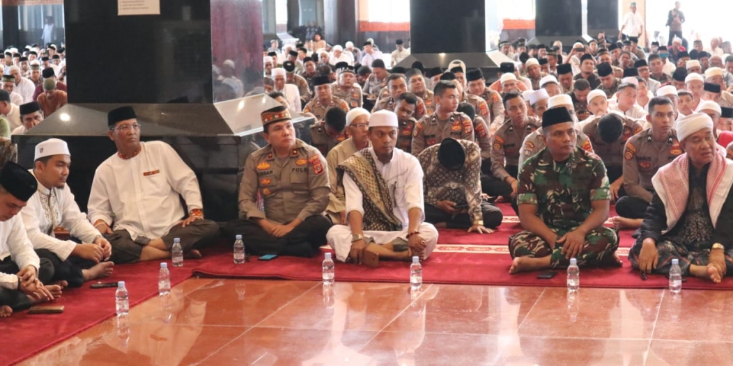 Wakapolres Dan Personil Polres Agara Meriahkan Tabligh Akbar Peringati ...